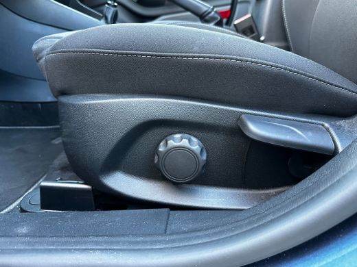 Ford Fiesta 1.0 95 PK Titanium X | ADAPTIEVE CRUISE CONTROL| STUUR, STOEL EN VOORRUITVERWARMING| NAVIGATIE + ... ActivLease financial lease