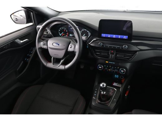 Ford Focus 1.0 EcoBoost ST Line Business | Winter Pack | Trekhaak | Navi | LED | Clima | Cruise | Camera | p... ActivLease financial lease