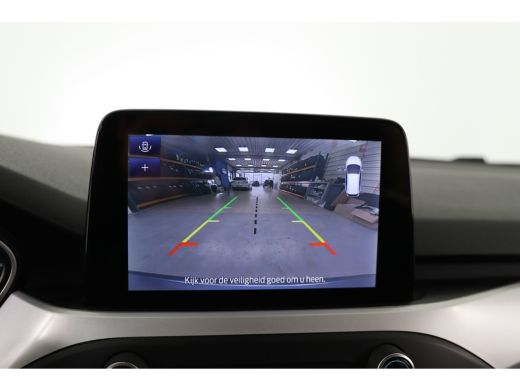 Ford Focus 1.0 EcoBoost Trend Edition Business | Navigatie | Clima | Camera | Parkeersensoren V+A | LED | Ke... ActivLease financial lease