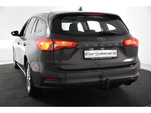 Ford Focus EcoBoost Turnier *1ste Eigenaar*Navigatie*Trekhaak*PDC* ActivLease financial lease