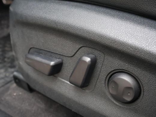 Kia e-Niro EXECUTIVELINE 64 kWh 100% SOH + STOELVENTILATIE | JBL | APPLE CARPLAY | LEDER | STUURVERWARMING ActivLease financial lease