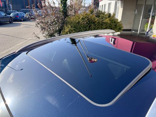 Kia Niro 1.6 GDi Hybrid ExecutiveLine/Schuifdak/Leder/Trekh./Adaptive/JBL/Virtual/18" ActivLease financial lease