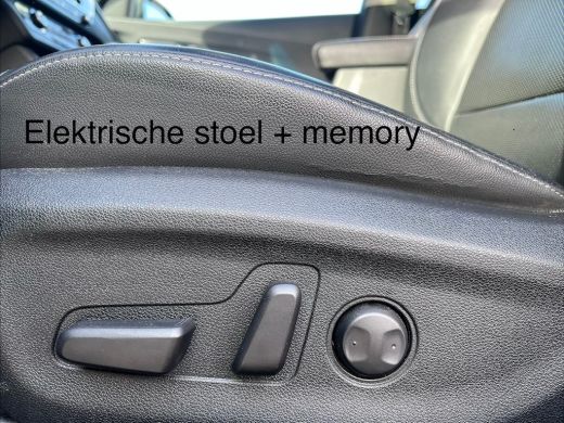 Kia Niro 1.6 GDi Hybrid ExecutiveLine/Schuifdak/Leder/Trekh./Adaptive/JBL/Virtual/18" ActivLease financial lease