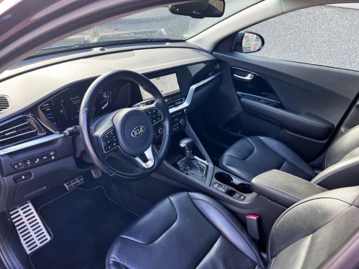Kia Niro 1.6 GDi Hybrid ExecutiveLine/Schuifdak/Leder/Trekh./Adaptive/JBL/Virtual/18" ActivLease financial lease