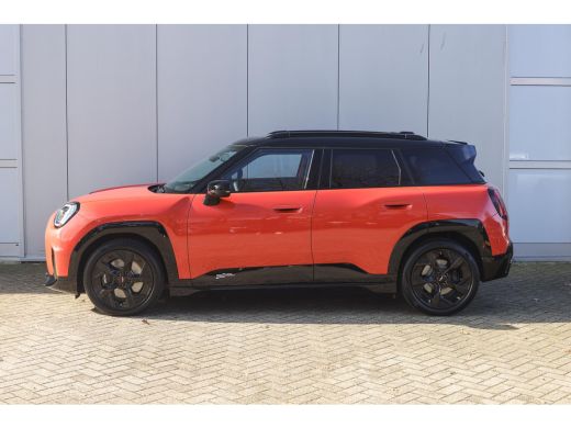 Mini Aceman SE / John Cooper Works / Pakket M / 18" JCW Slide Spoke black ActivLease financial lease