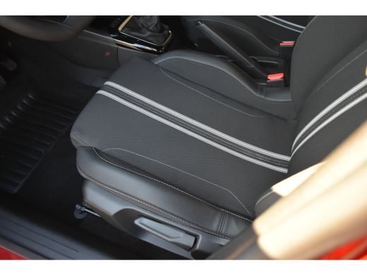 Opel Corsa 1.2 Turbo Yes 100pk | Stuur/Stoelverwarming | Navigatie by App | Full-LED | Parkeersensoren | !! ActivLease financial lease