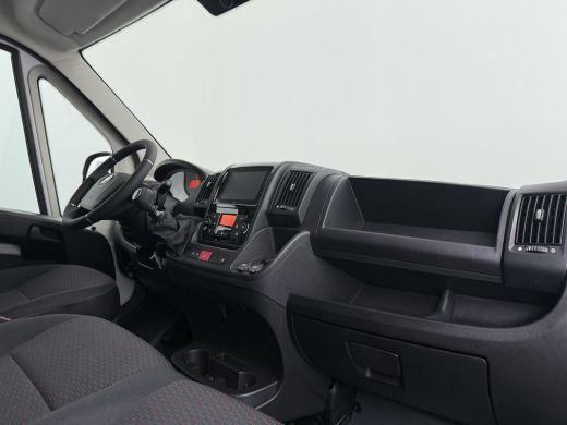 Opel Movano L2H2 3,3t 140pk | BPM VRIJ | Achteruitrijcamera | Laadruimtescheidingswand gesloten (zonder Raam)... ActivLease financial lease