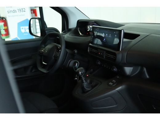 Peugeot Partner 1.5 BlueHDi 100 S&S L2 | Cruise COntrol | Sensoren | Carplay | Airco | Navi | Betimmering | 3-Zits ActivLease financial lease