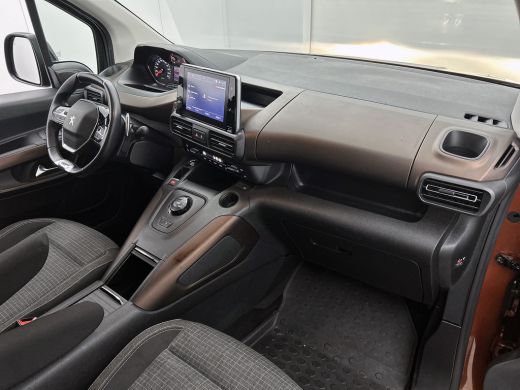 Peugeot Rifter 1.2 131PK Automaat GT 7pers. * Distributie vv.bij 95Dkm * / Trekhaak / Airco-ecc. / Pdc+Camera / ... ActivLease financial lease