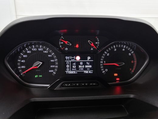 Peugeot Rifter 1.2 131PK Automaat GT 7pers. * Distributie vv.bij 95Dkm * / Trekhaak / Airco-ecc. / Pdc+Camera / ... ActivLease financial lease