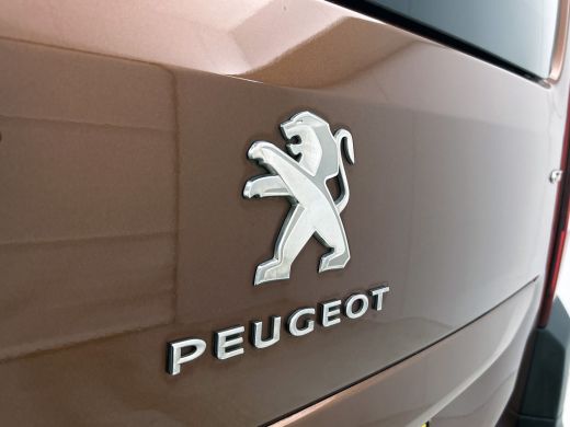 Peugeot Rifter 1.2 131PK Automaat GT 7pers. * Distributie vv.bij 95Dkm * / Trekhaak / Airco-ecc. / Pdc+Camera / ... ActivLease financial lease