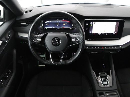 Skoda Octavia 1.0 e-TSI Sport | Trekhaak | Camera | Side Assist | Carplay | Sfeerverlichting | Navigatie | Spor... ActivLease financial lease