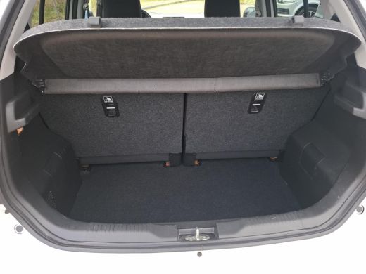 Suzuki Ignis 1.2 Smart Hybrid Select | Achteruitrijcamera | Carplay | Automaat | ActivLease financial lease