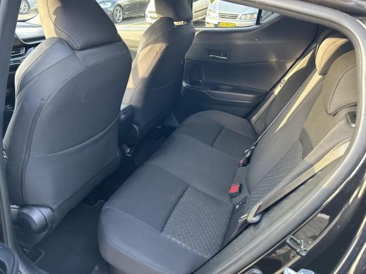 Toyota C-HR 1.8 Hybrid Executive ActivLease financial lease