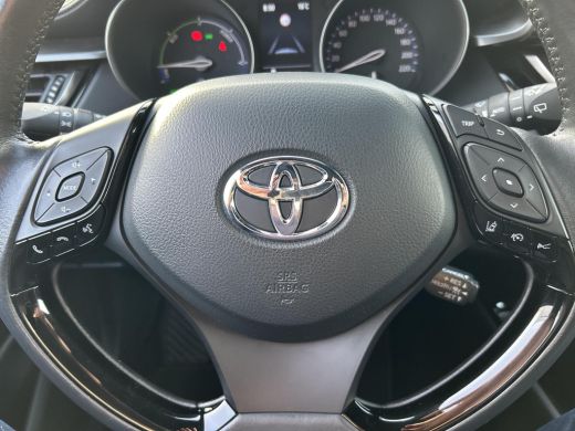 Toyota C-HR 1.8 Hybrid Executive ActivLease financial lease