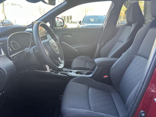 Toyota Corolla Cross Hybrid 200 Style ActivLease financial lease