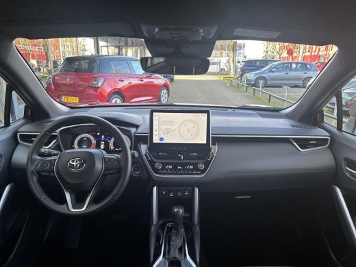 Toyota Corolla Cross Hybrid 200 Style ActivLease financial lease