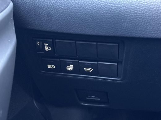 Toyota Yaris Cross 1.5 Hybrid 115 Dynamic **COMFORT PACK/ DODE HOEK DETECTIE/ STUURVERWARMING** ActivLease financial lease