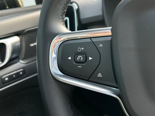 Volvo  EX40 Single Motor Extended Range Ultra 82 kWh | Sage Green | Pano | All-seasons | Climate | Harman/Kar... ActivLease financial lease