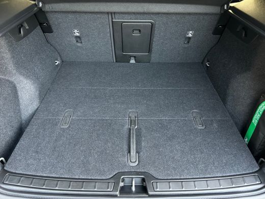 Volvo  EX40 Single Motor Extended Range Ultra 82 kWh | Sage Green | Pano | All-seasons | Climate | Harman/Kar... ActivLease financial lease