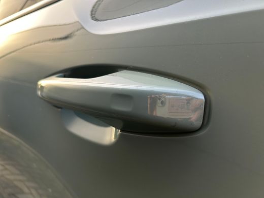 Volvo  EX40 Single Motor Extended Range Ultra 82 kWh | Sage Green | Pano | All-seasons | Climate | Harman/Kar... ActivLease financial lease