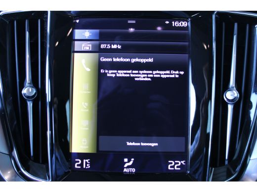 Volvo  V60 2.0 B3 Momentum Advantage | Navigatie full map | Cruise control | LED | Apple Carplay/ Android au... ActivLease financial lease