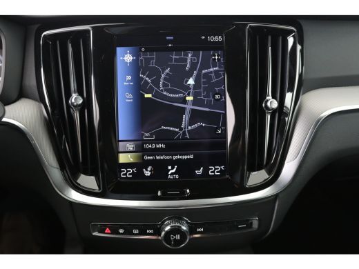 Volvo  V60 2.0 B4 R-Design | Navigatie | H&K Audio | Trekhaak Wegklapbaar | Blis | Leder | Adaptieve Cruise ... ActivLease financial lease