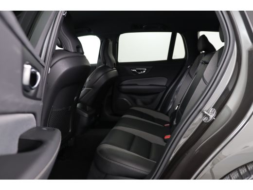 Volvo  V60 2.0 B4 R-Design | Navigatie | H&K Audio | Trekhaak Wegklapbaar | Blis | Leder | Adaptieve Cruise ... ActivLease financial lease