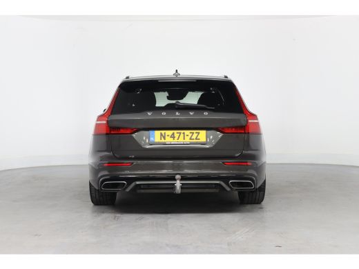 Volvo  V60 2.0 B4 R-Design | Navigatie | H&K Audio | Trekhaak Wegklapbaar | Blis | Leder | Adaptieve Cruise ... ActivLease financial lease