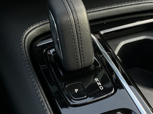 Volvo  V60 2.0 T6 Recharge AWD Inscription Expression | Trekhaak | Pilot Assist | Pano | Harman Kardon ActivLease financial lease