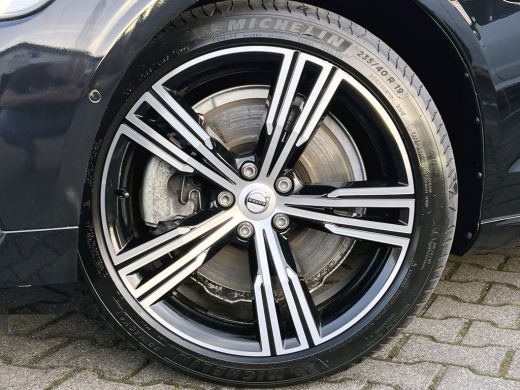 Volvo  V60 2.0 T6 Recharge AWD Inscription Expression | Trekhaak | Pilot Assist | Pano | Harman Kardon ActivLease financial lease