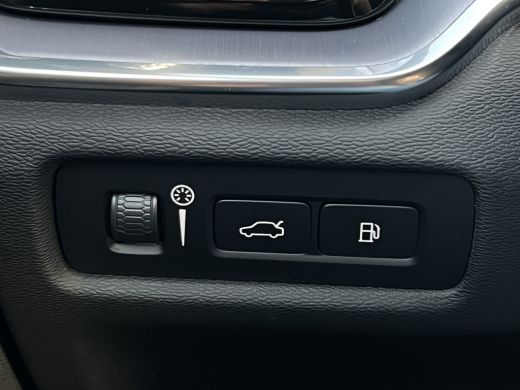 Volvo  V60 2.0 T6 Recharge AWD Inscription Expression | Trekhaak | Pilot Assist | Pano | Harman Kardon ActivLease financial lease