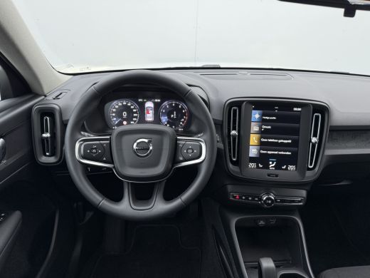Volvo  XC40 1.5 T3 Momentum | Navi | CarPlay | Cruise | Camera | LED ActivLease financial lease