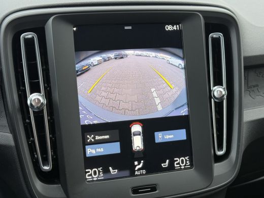 Volvo  XC40 1.5 T3 Momentum | Navi | CarPlay | Cruise | Camera | LED ActivLease financial lease