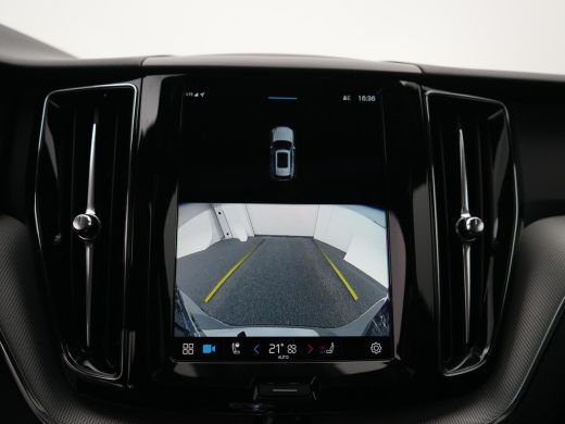 Volvo  XC60 T6 AWD Plus Black Edition | Luchtvering | Stoelventilatie | Camera | Trekhaak | Nappa | Panoramadak ActivLease financial lease