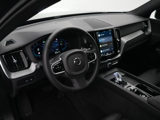 Volvo  XC60 T6 AWD Plus Black Edition | Luchtvering | Stoelventilatie | Camera | Trekhaak | Nappa | Panoramadak ActivLease financial lease