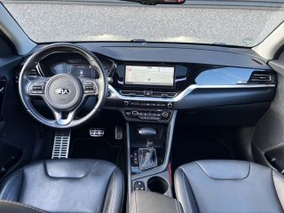 Kia Niro 1.6 GDi Hybrid ExecutiveLine/Schuifdak/Leder/Trekh./Adaptive/JBL/Virtual/18"