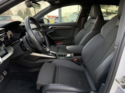 Audi A3 Sportback Aut. 45 TFSIe hybrid S-Line Competition | LED | Navi | Apple Carplay | ActivLease financial lease