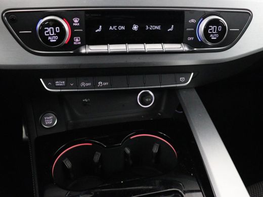 Audi A4 40 TFSI Launch edition Sport | Panoramadak | Trekhaak | Sportstoelen | DAB | Carplay | Virtual Co... ActivLease financial lease