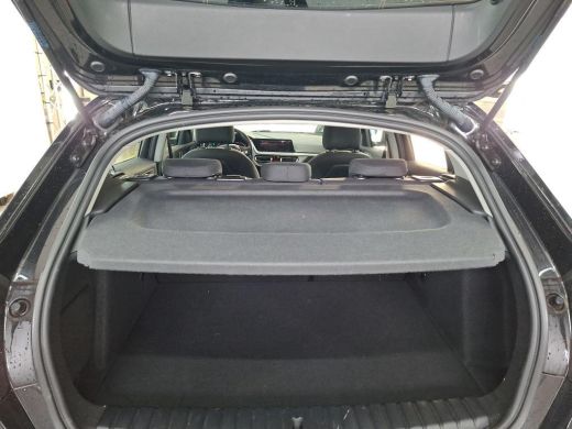 BMW 1 Serie 118i Executive Edition NL-AUTO | NAVI |  CARPLAY ActivLease financial lease