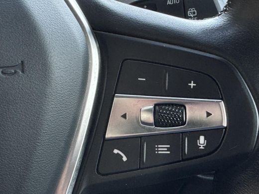 BMW 1 Serie 118i Executive Edition NL-AUTO | NAVI |  CARPLAY ActivLease financial lease