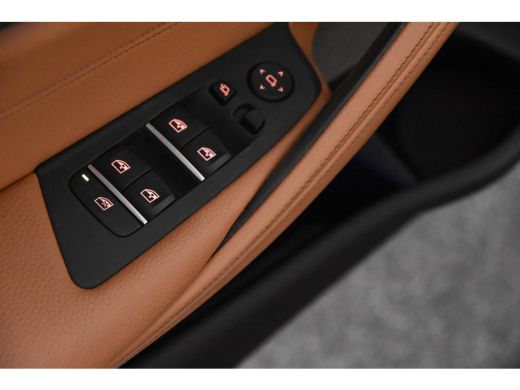 BMW 5 Serie 530e Limosine *1ste Eigenaar*Leer*Schuifdak*Navigatie*Camera* ActivLease financial lease