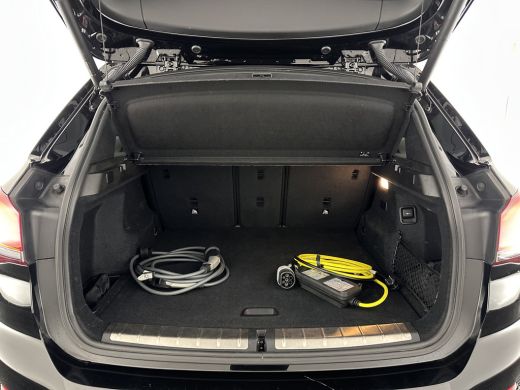 BMW X1 xDrive25e Sportline Business Edition Plus (Plug-In) (INCL-BTW) Aut. *PANO | LEATHER | FULL-LED | ... ActivLease financial lease