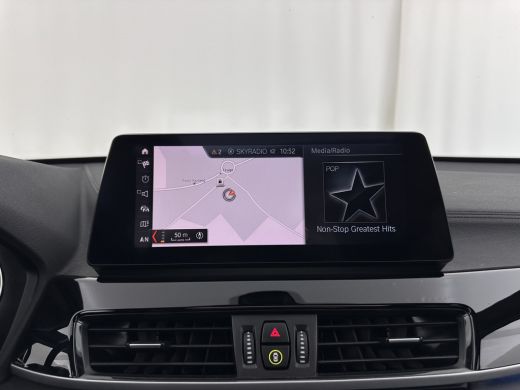 BMW X1 xDrive25e Sportline Business Edition Plus (Plug-In) (INCL-BTW) Aut. *PANO | LEATHER | FULL-LED | ... ActivLease financial lease