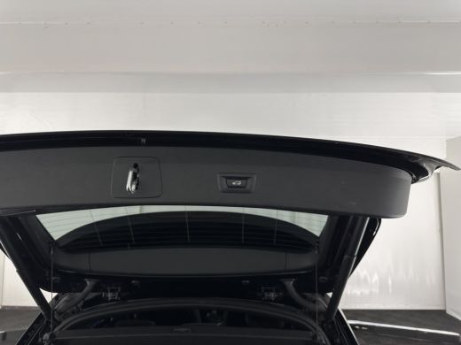 BMW X1 xDrive25e Sportline Business Edition Plus (Plug-In) (INCL-BTW) Aut. *PANO | LEATHER | FULL-LED | ... ActivLease financial lease