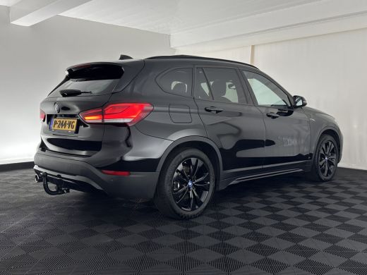 BMW X1 xDrive25e Sportline Business Edition Plus (Plug-In) (INCL-BTW) Aut. *PANO | LEATHER | FULL-LED | ... ActivLease financial lease
