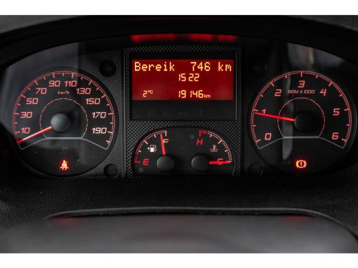 Citroën Jumper 35 2.0 BlueHDi | Bakwagen | Uniek laadsysteem | Camera | Cruise | Navi | Airco ActivLease financial lease