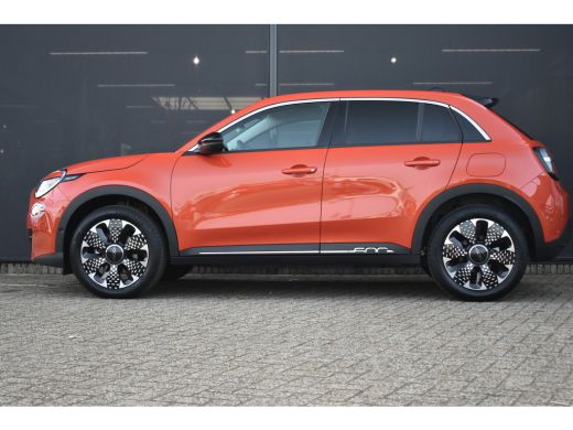 Fiat 600e La Prima 54 kWh 96%SOH! | Massage | Adaptive Cruise | Elektr. Stoelen | Elektr. Achterklep | Stoe... ActivLease financial lease