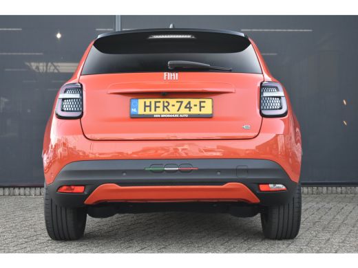 Fiat 600e La Prima 54 kWh 96%SOH! | Massage | Adaptive Cruise | Elektr. Stoelen | Elektr. Achterklep | Stoe... ActivLease financial lease