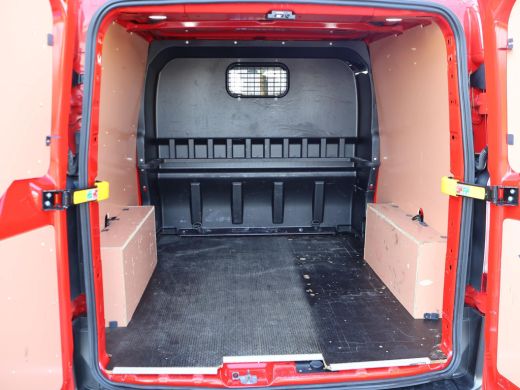 Ford Transit Custom 320 2.0 TDCI 130 PK TRAIL DUBBEL CABINE L2H1 6-PERS. + LEDER | RAPTOR GRILLE | CARPLAY | CAMERA |... ActivLease financial lease